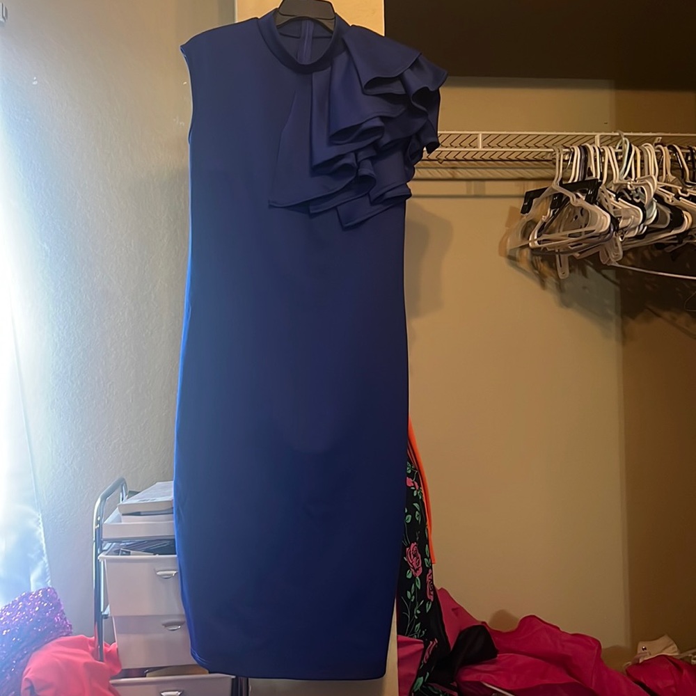 Blue midi dress with ruffles detailing